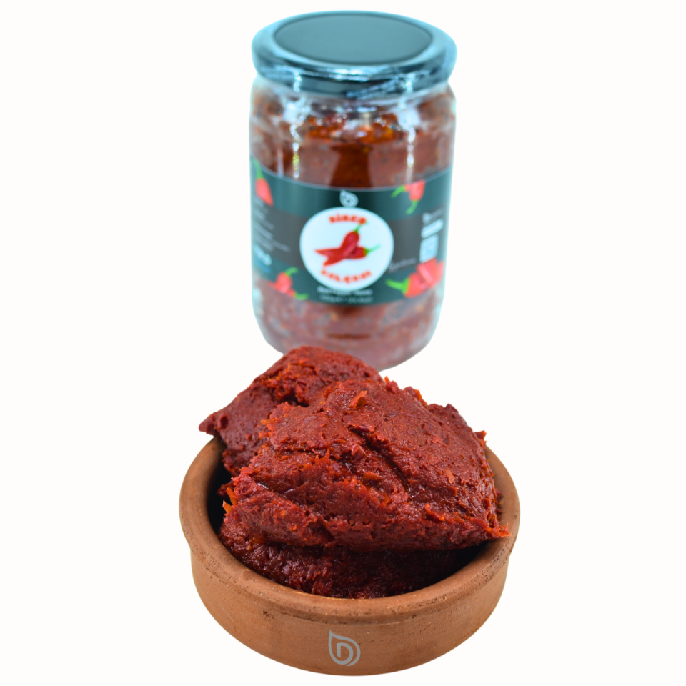 Tatlı Biber Salçası (Güneşte Kurutulmuş) 700gr