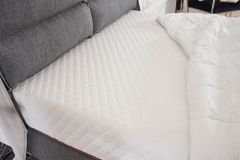 Visco Comfort Visco ve Kuş Tüyü Sünger Ortopedik Yıkanabilir Fermuarlı Kılıflı 4 Mevsim Yatak Seti (Yatak+Baza+Başlık)