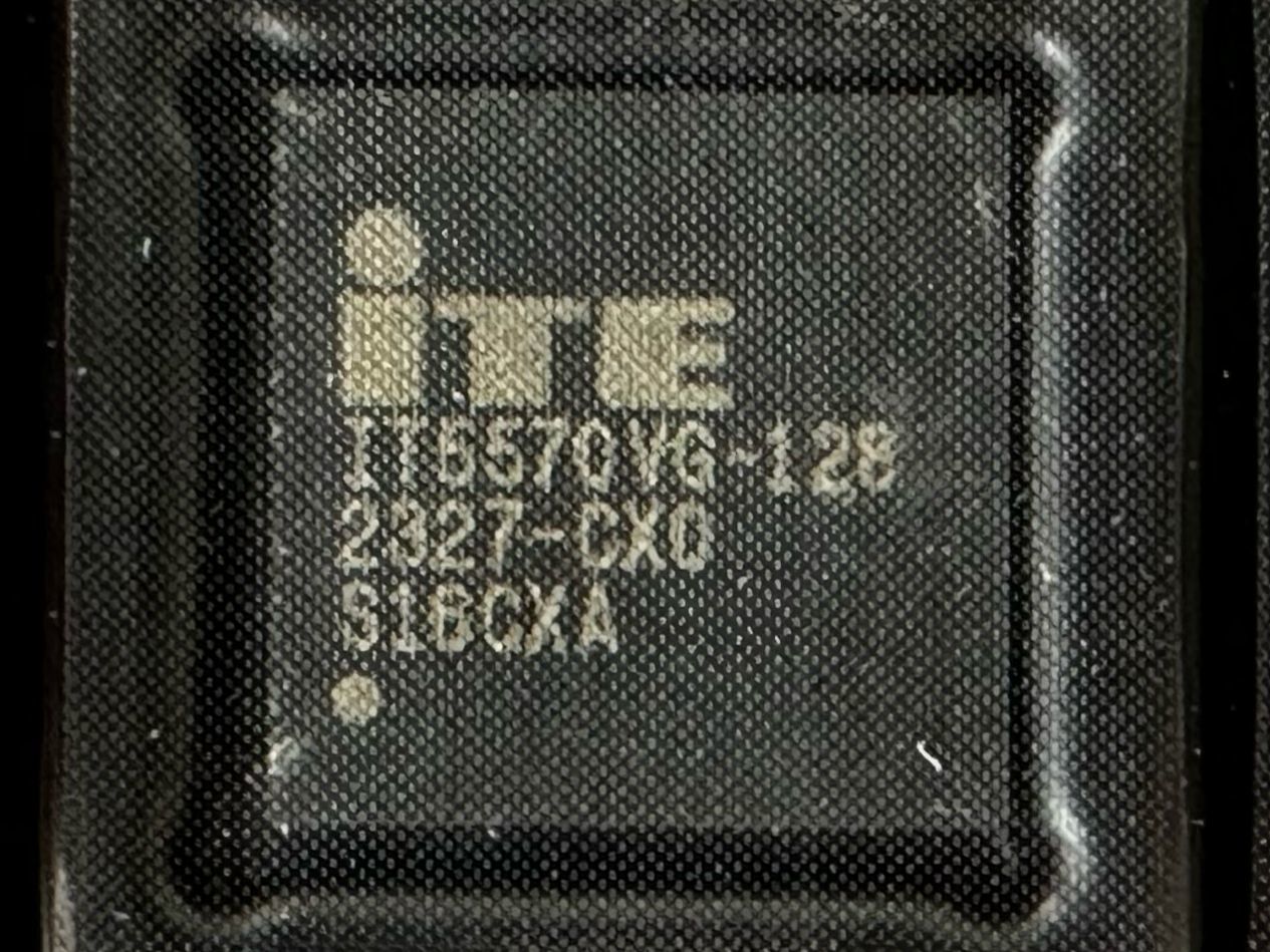IT5570VG 128 CXO BGA IO CHIPSET SIFIR