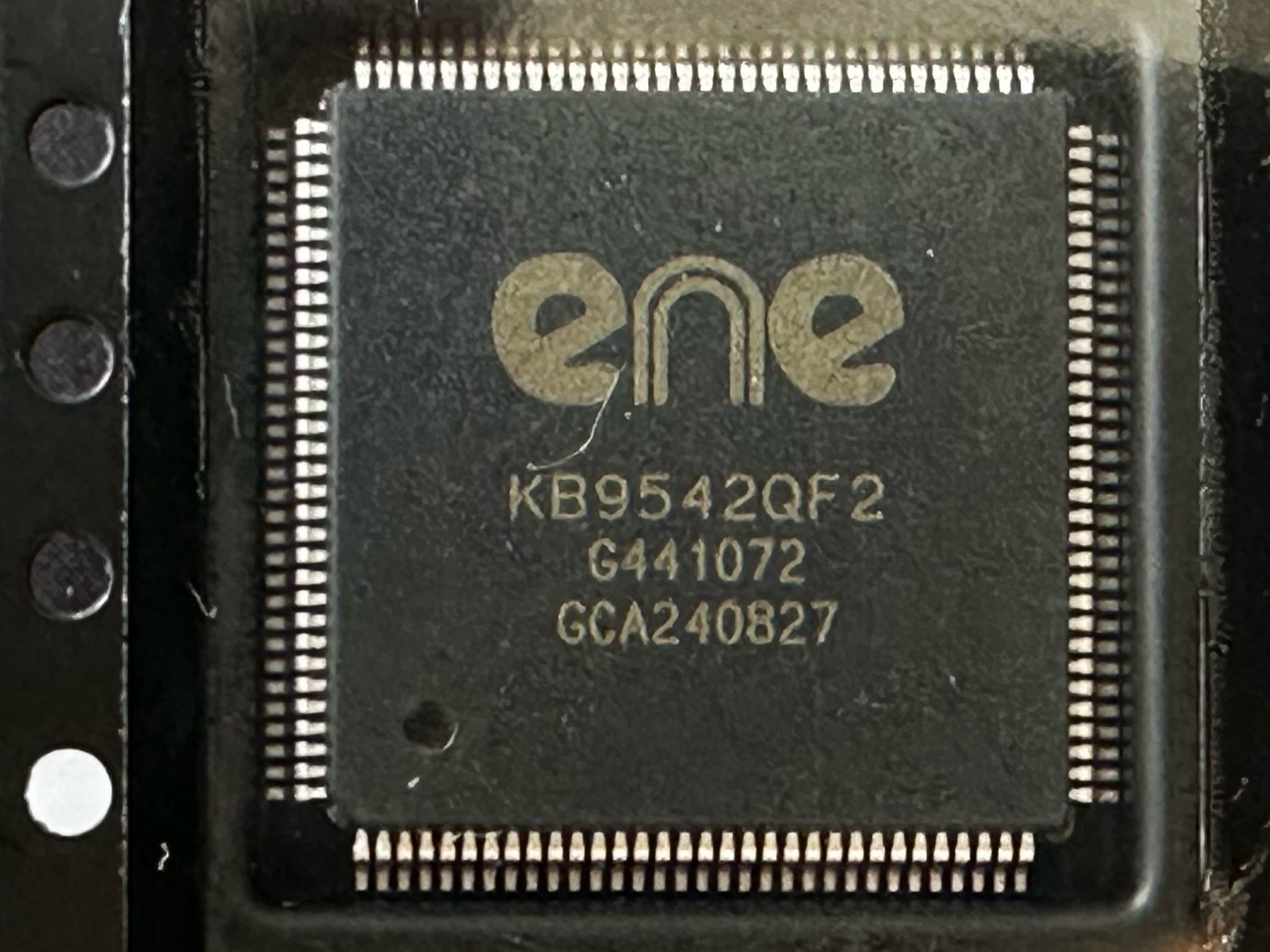 KB9542QF2 ENE IO CHIPSET SIFIR