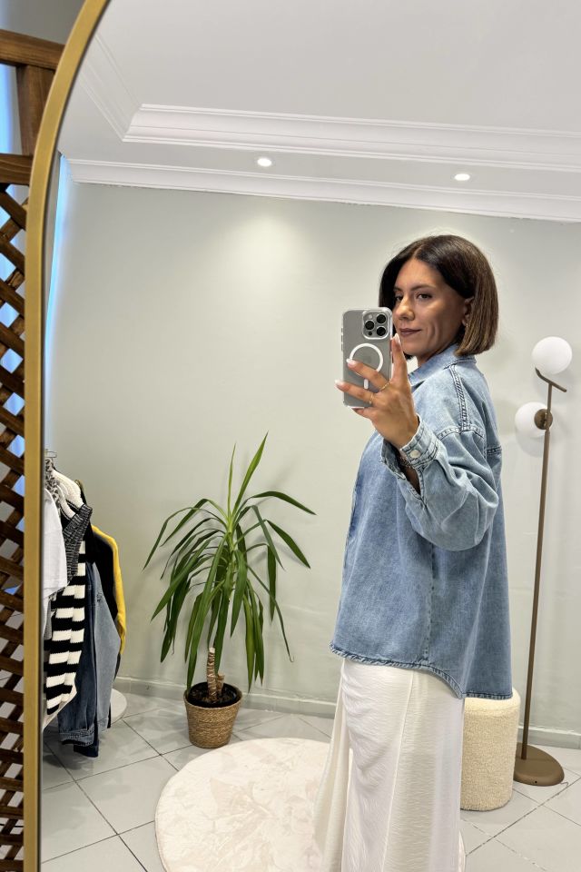 Taşlı Detaylı Jean Oversize Gömlek
