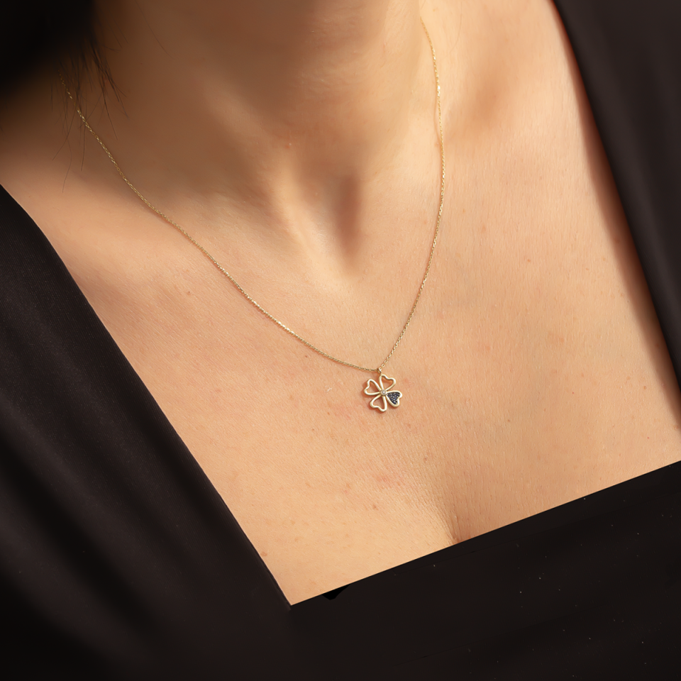 Pırlanta Taşlı Yonca Kolye