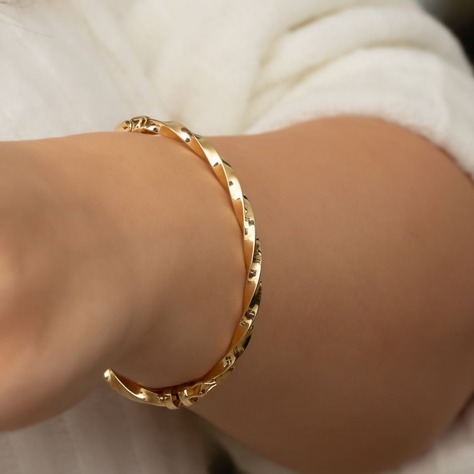 Altın Burgu Kelepçe