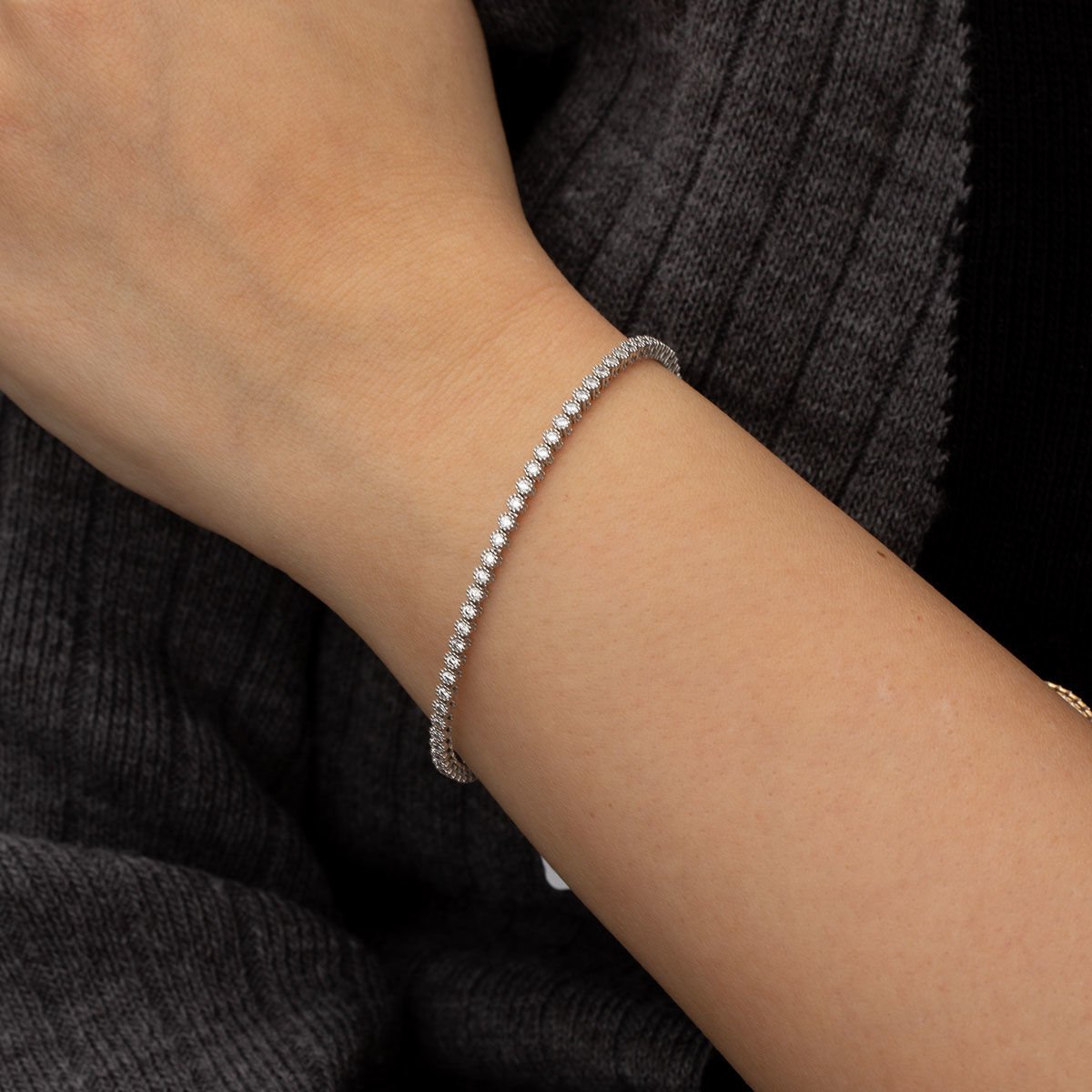 Taşlı Beyaz Altın Bileklik