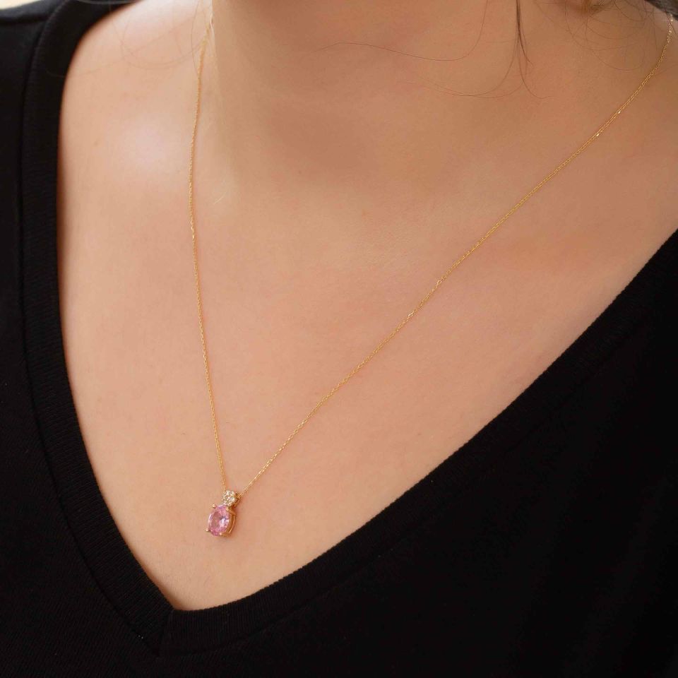PEMBE TAŞLI KÜPE