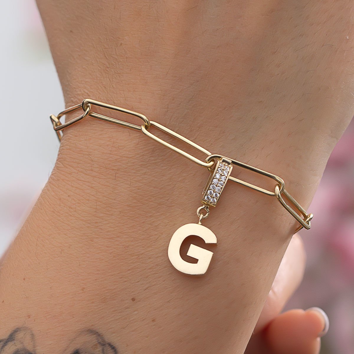 Altın Harf Charm B923954