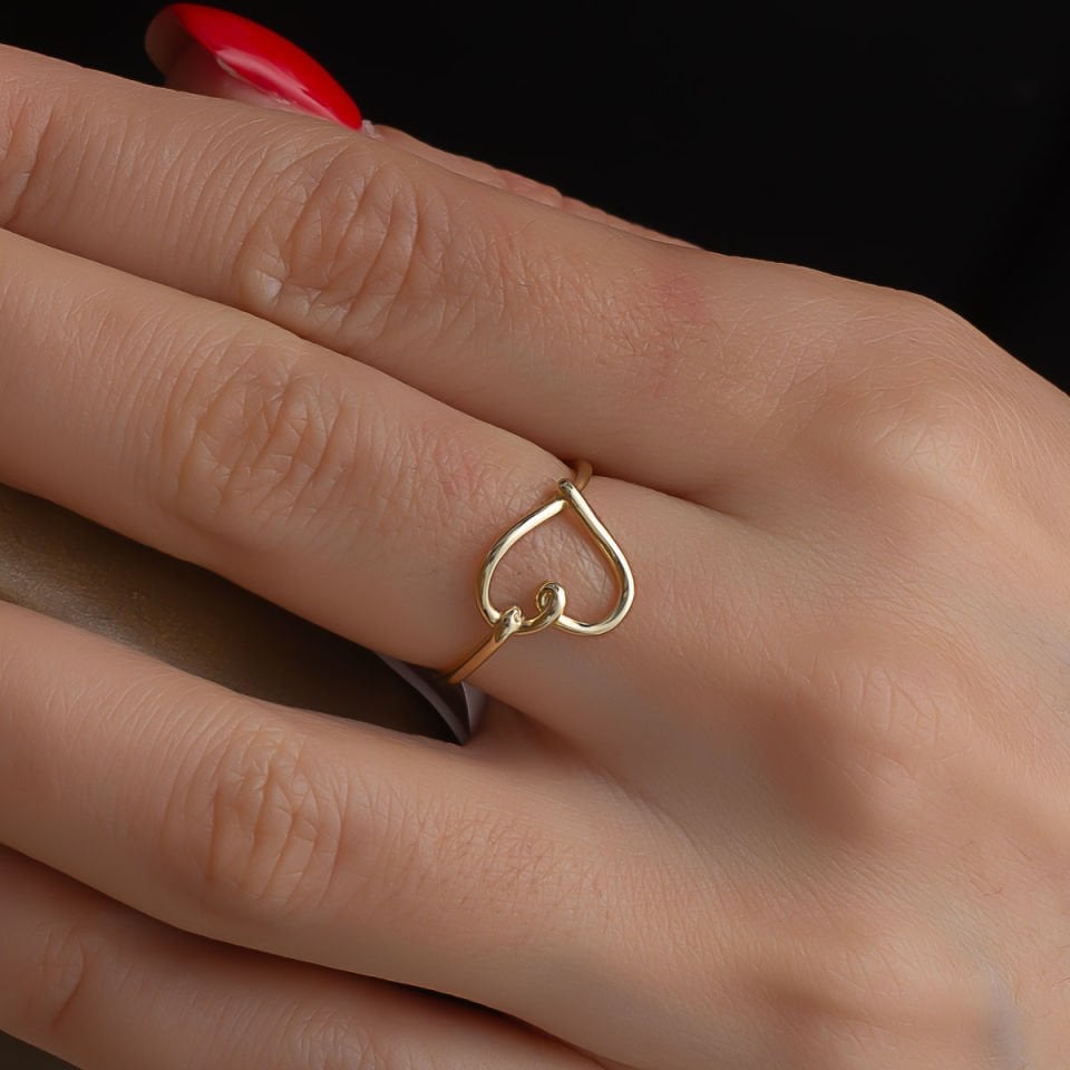 Altın Kalp Detay Yüzük