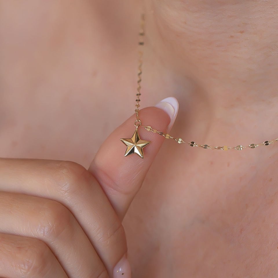 Altın Yıldızlı  Kolye
