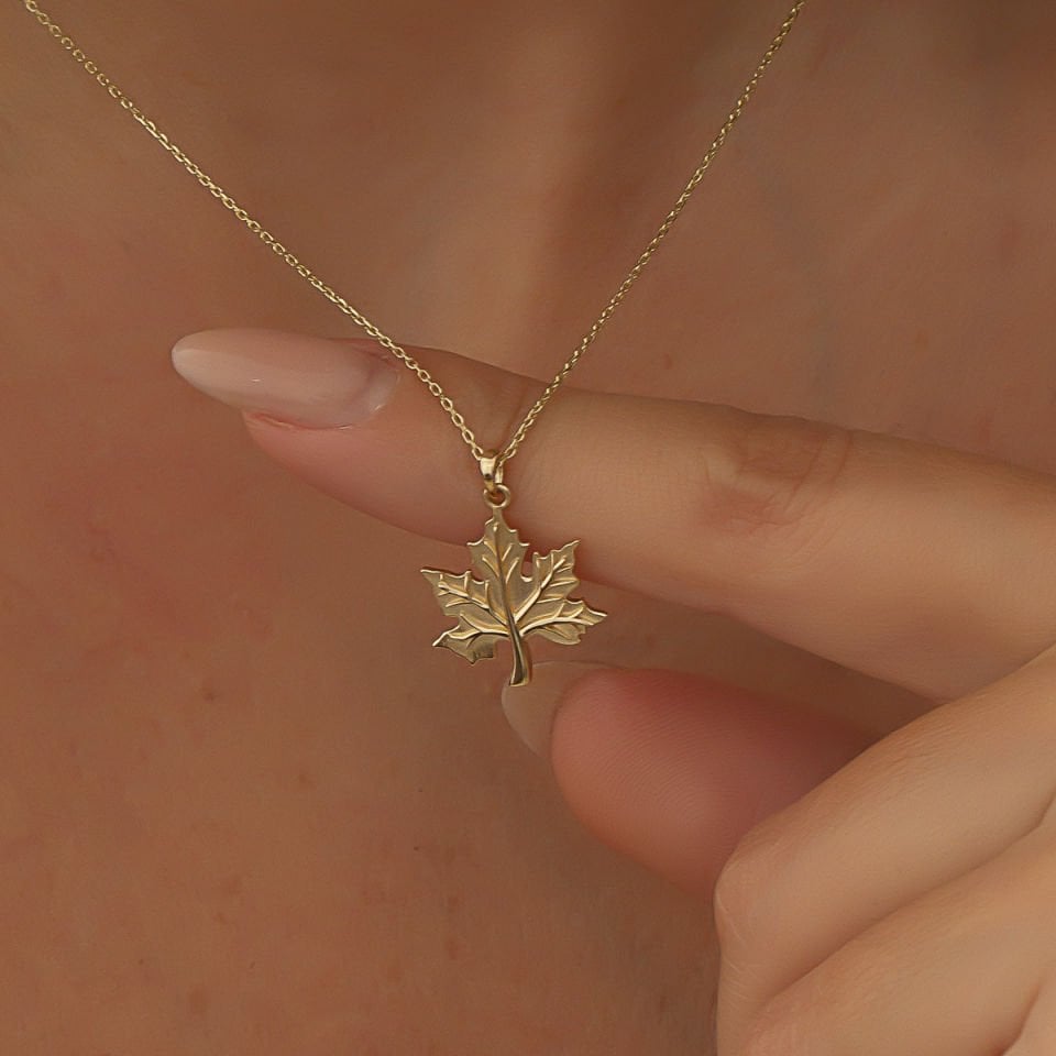 Altın Yaprak Kolye B932057
