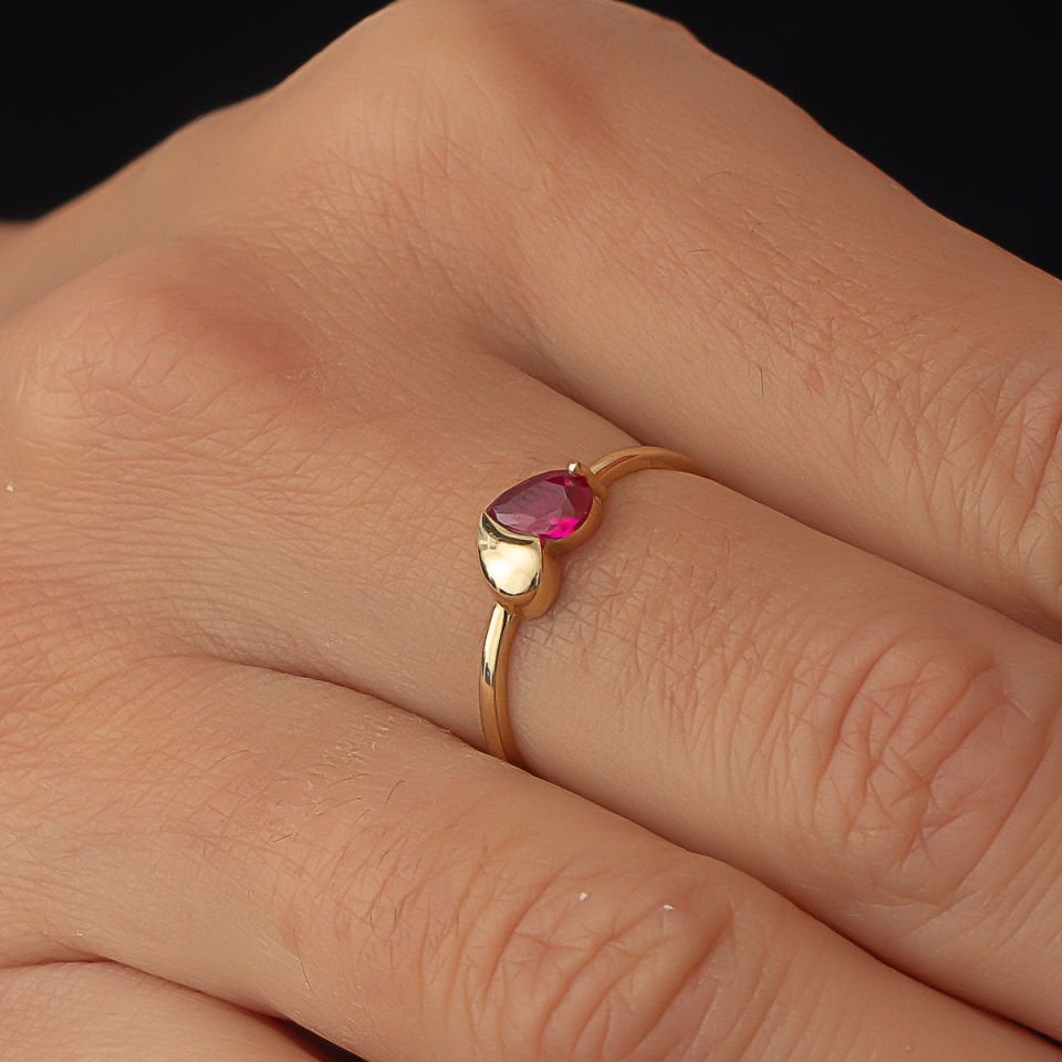 Altın Renkli Kalp Yüzük B932316