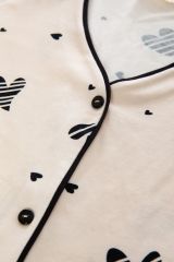 Kadın Kalp Desenli Pervazlı Ara Biyeli Düğmeli Pijama Takımı KO70128 Kalp Desen - M - KO70128 Kalp Desen - M