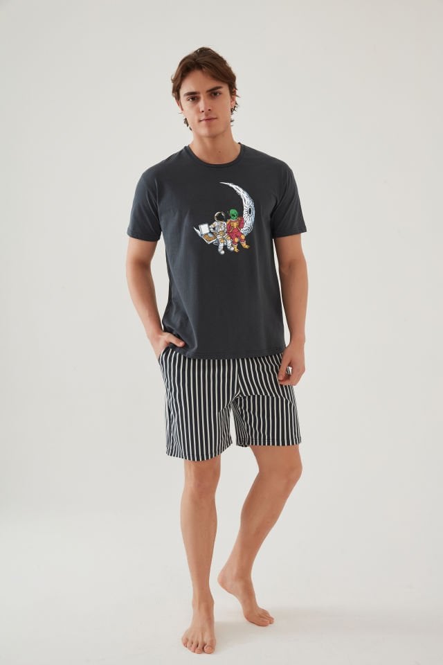 Erkek Pamuklu Füme Baskılı Cepli Şort Pijama Takımı S