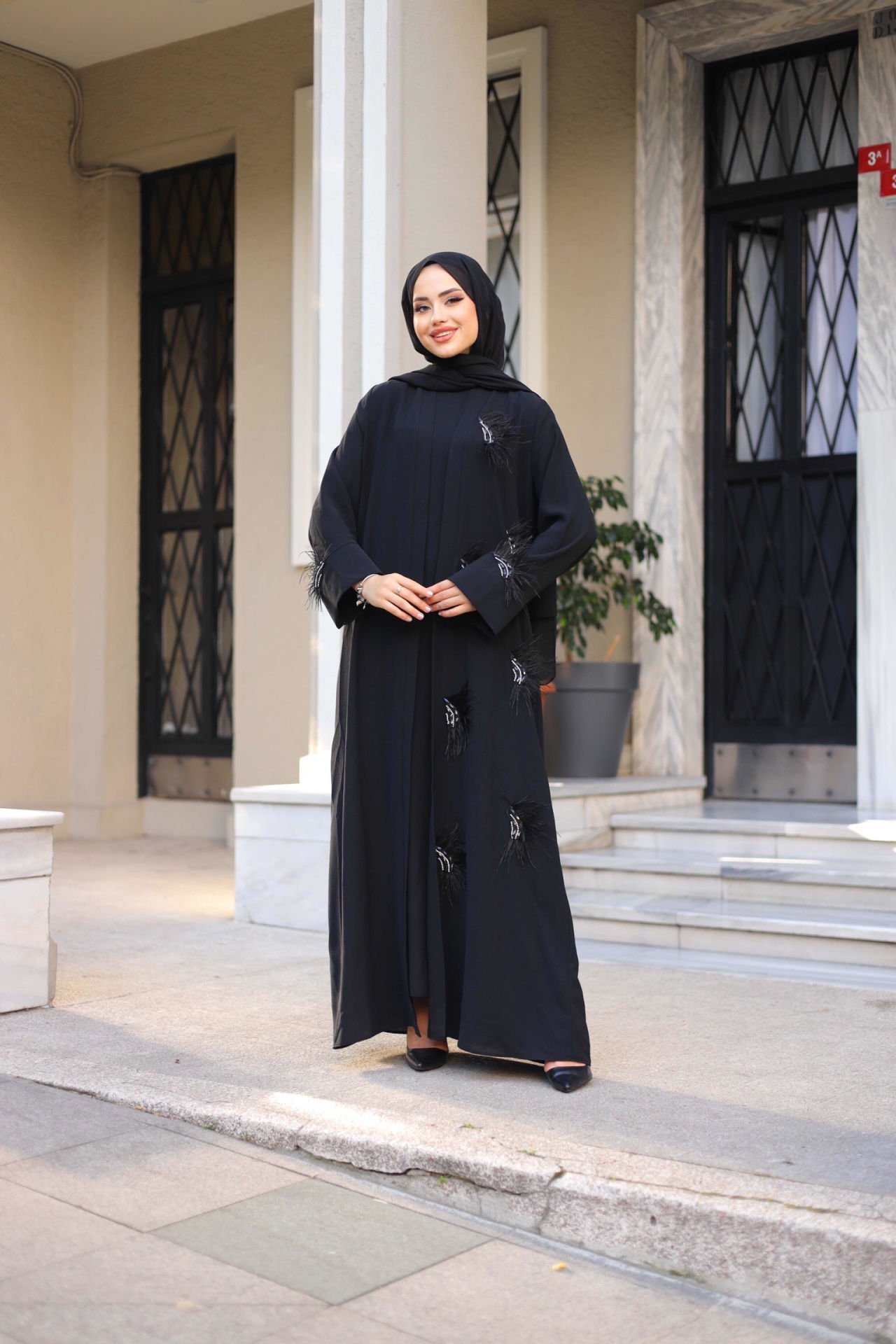 Elegans Abaya