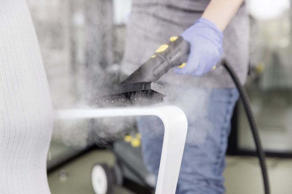 Karcher SG 4/4 Profesyonel Buharlı Temizlik Makinesi