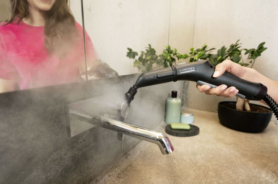 Karcher SC 4 Deluxe Easyfix Buharlı Temizlik Makinesi *EU