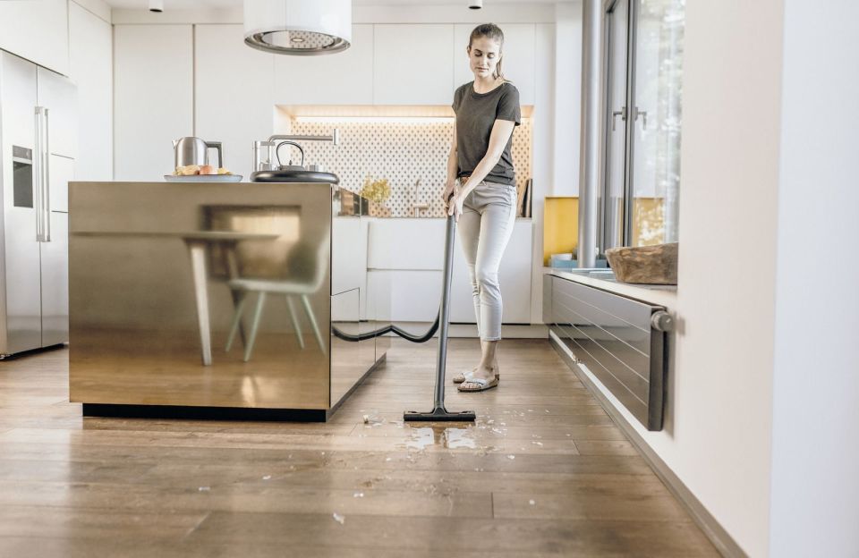 Karcher WD 2 Plus S V-15/4/18 Islak Kuru Elektrikli Süpürge