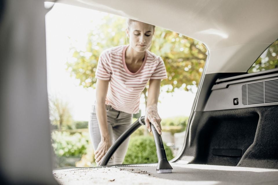Karcher WD 3 S V-17/6/20Car Araç Tipi Islak Kuru Elektirli Süpürge
