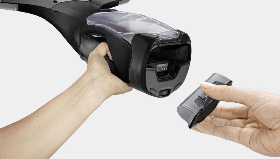 Karcher WV5 Plus N Black Edition Şarjlı Cam Temizleme Makinesi