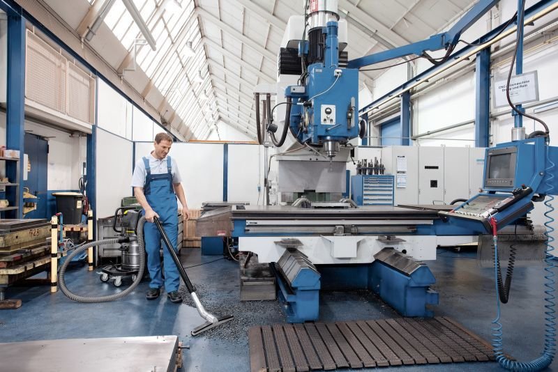 Karcher IVC 60/24-2 Tact² Endüstriyel Vakum Makinesi