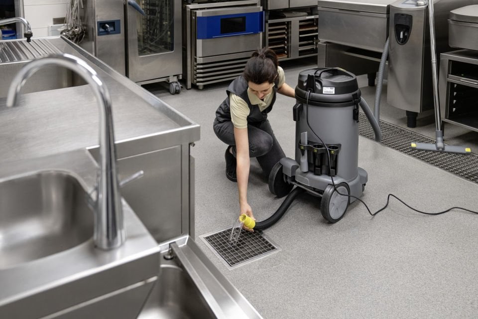 Karcher NT 48/1 Islak-Kuru Elektrik Süpürgesi *EU