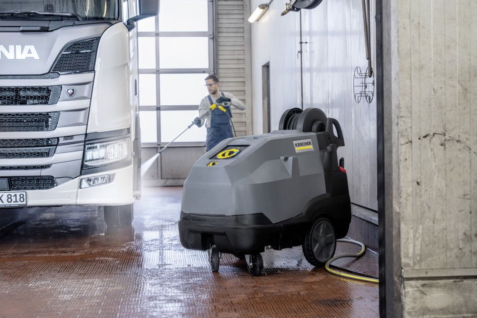 Karcher HDS HDS 10/21-4M Sıcak-Soğuk Basınçlı Yıkama Makinesi