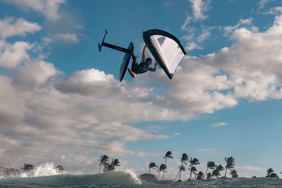 FLUX I FAST RIDING AND BIG AIR HIGH PERFORMANCE