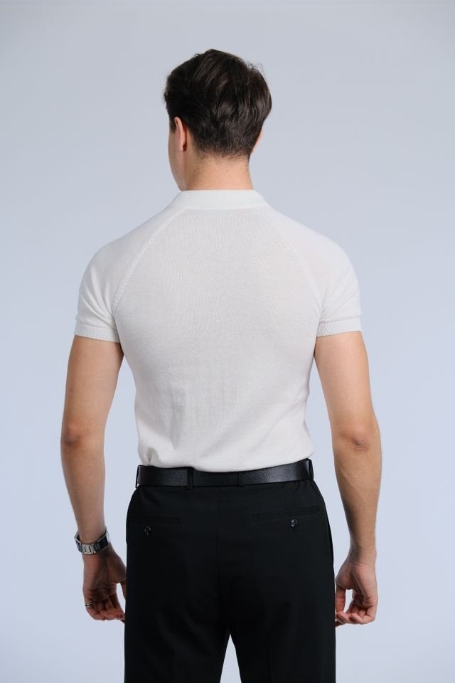 Beyaz Polo Yaka Triko Tişört