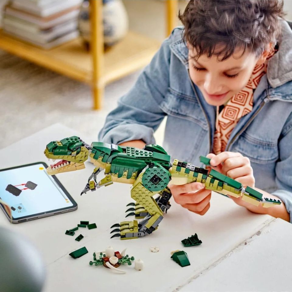 Lego 626 Parça Creator 3ü 1 Arada T. Rex Dinozor Modeli Yapım Seti - Mavi Su Dünyası