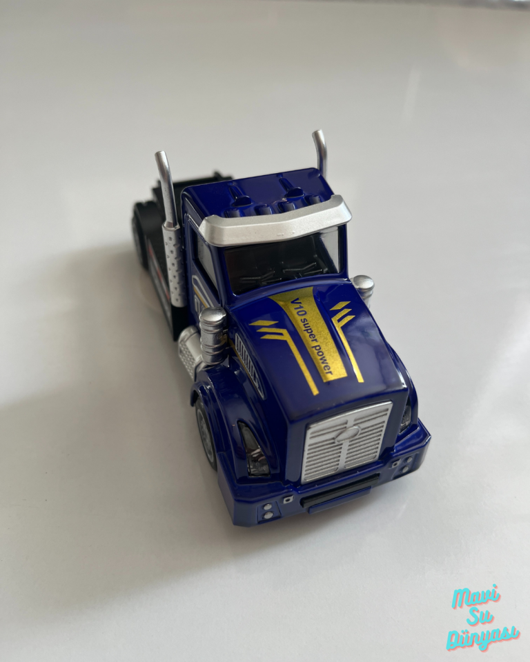 Metal Çek Bırak Tır Kafası Araba 13x5 Cm Lacivert