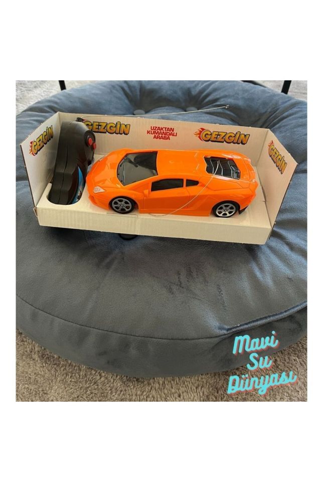 Gezgin Ferrari Araba 1:24 Rengarenk Uzaktan Kumandalı 2 Fonksiyonlu BEYAZ
