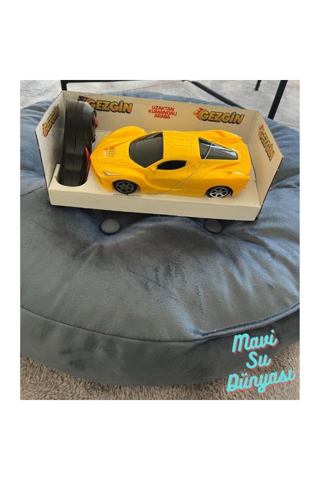 Gezgin Ferrari Araba 1:24 Rengarenk Uzaktan Kumandalı 2 Fonksiyonlu BEYAZ