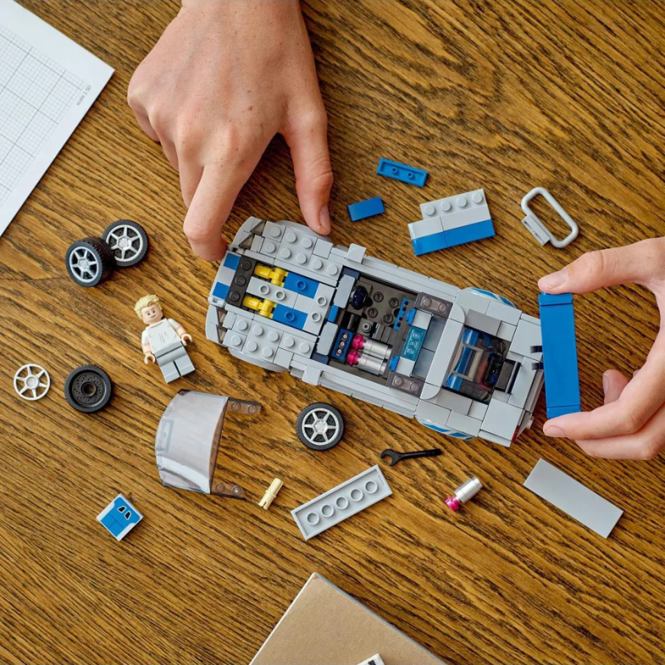 Lego 319 Parça Nissan Skyline GT R 2 Fast 2 Furious - Mavi Su Dünyası