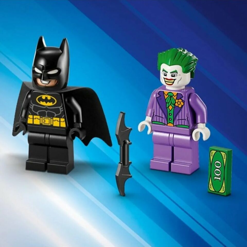 Lego 54 Parça Batmobile Takibi DC Batman Joker’e Karşı - Mavi Su Dünyası