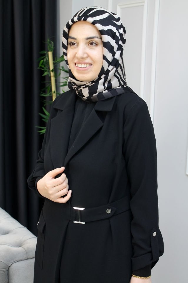  SİYAH