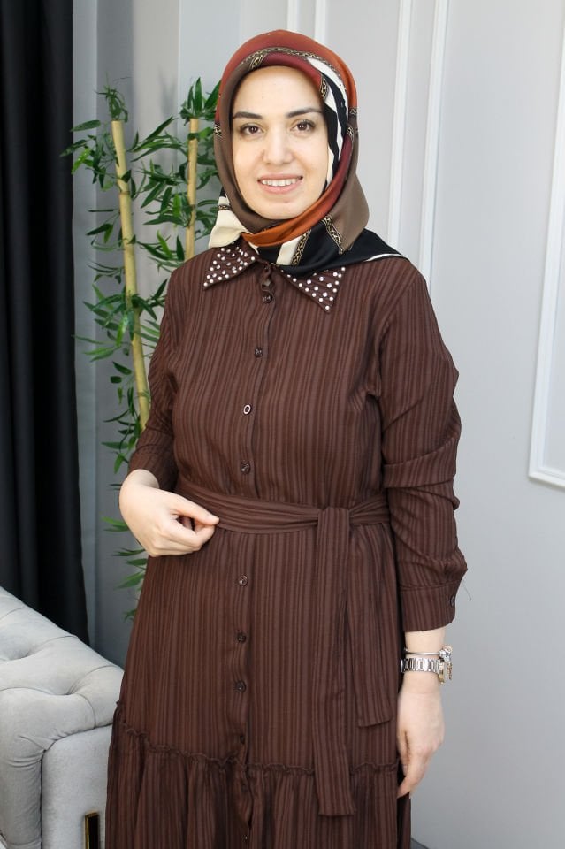 AYŞE AKAY Yakası Taşlı Bürümcük Elbise 4beden - YEŞİL