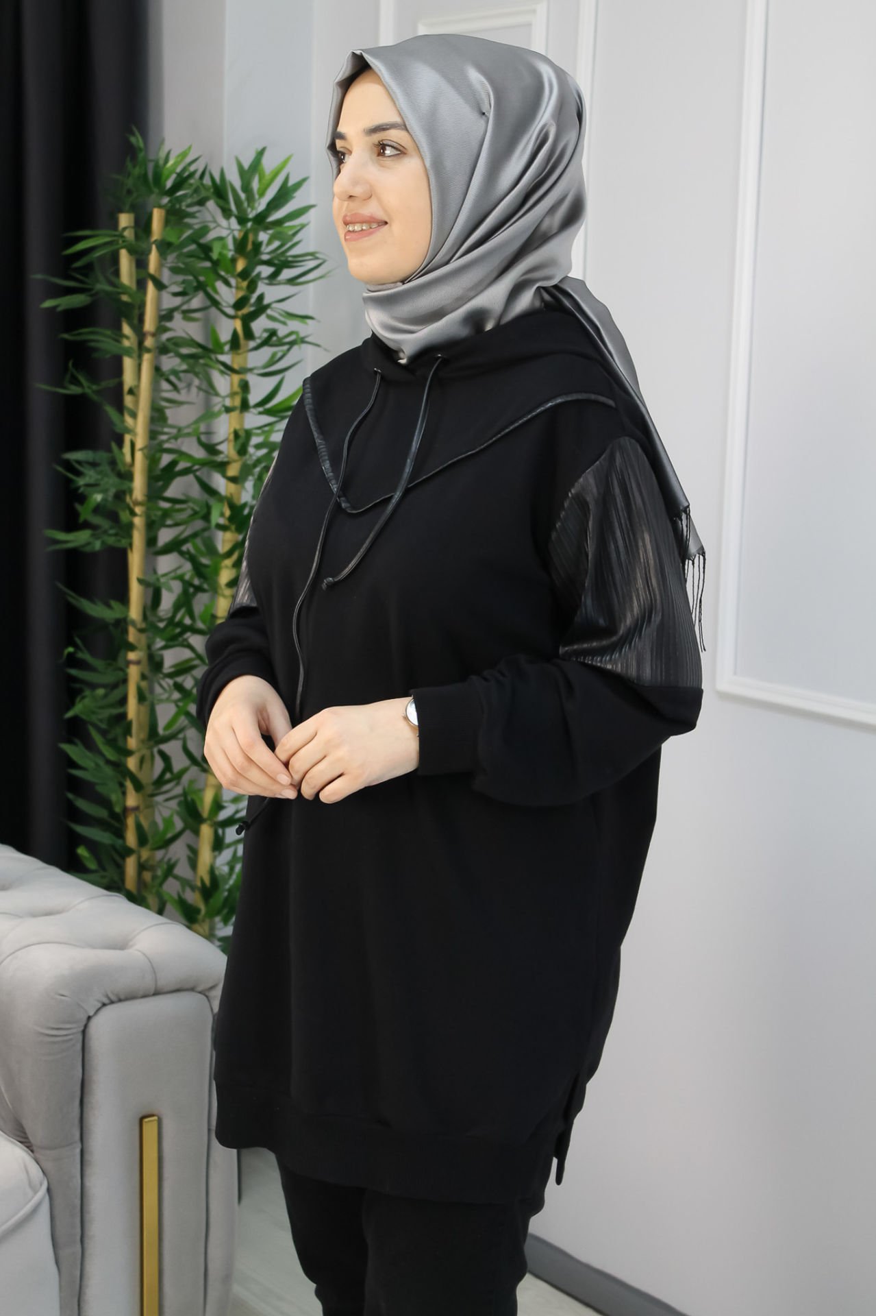 Deri Detaylı Sweat 1 -  SİYAH