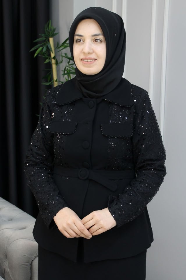  SİYAH