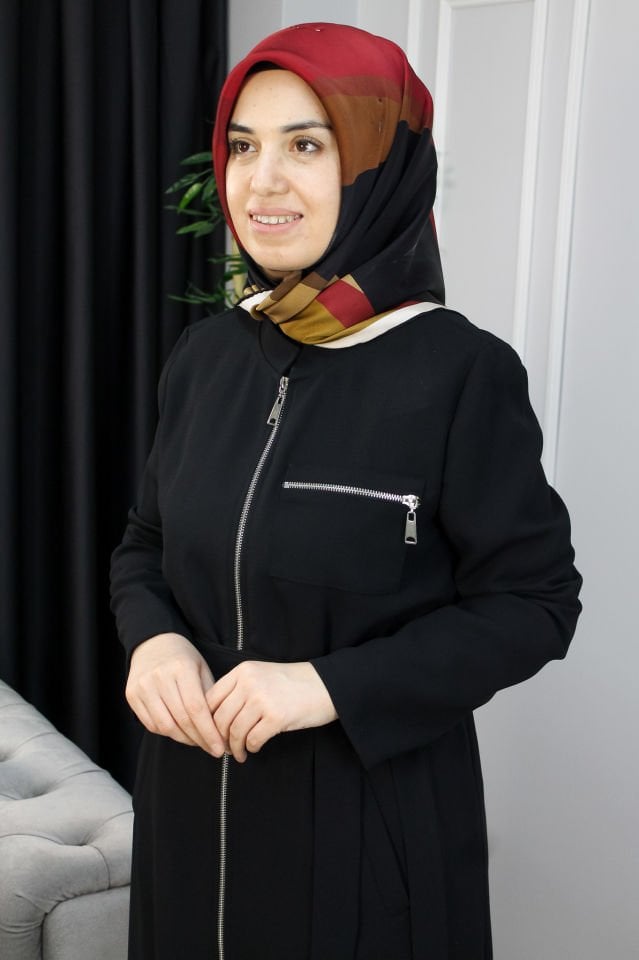 Siyah