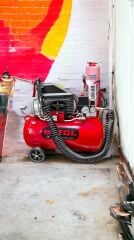 En Çok Tercih Edilen 2HP 50 Litre 8Bar Boya ,Lastik Hava Kompresörü 15Mt Spiral Hortum Stoper Kit