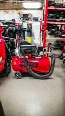 En Çok Tercih Edilen 2HP 50 Litre 8Bar Hava Kompresörü Boya Tabancası ,15Mt Spiral Hortum Boya Set