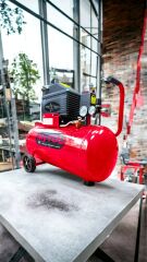 En Çok Tercih Edilen 2HP 50 Litre 8Bar Hava Kompresörü Boya Tabancası ,15Mt Spiral Hortum Boya Set