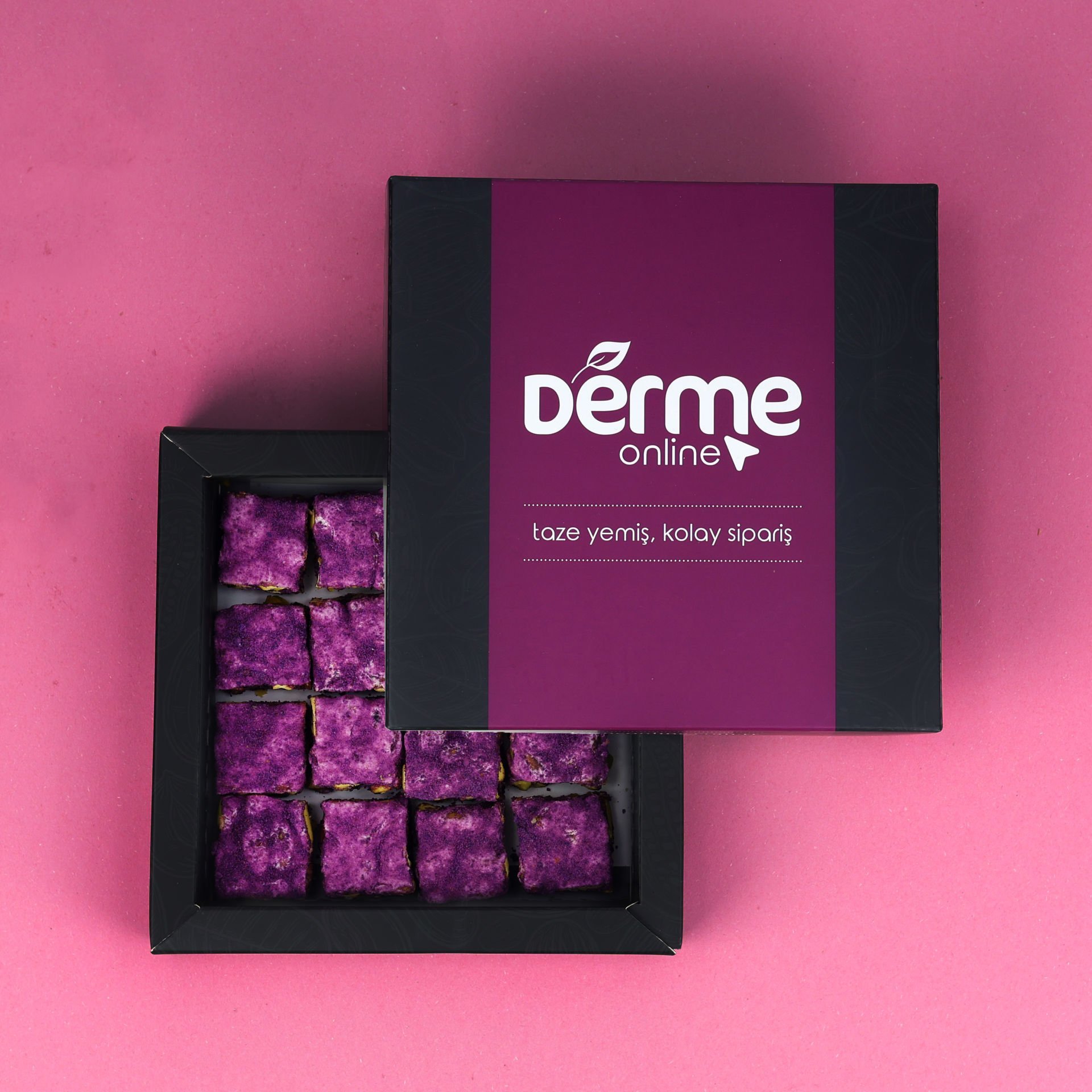 LOKUM BAKLAVA KARADUT FISTIKLI