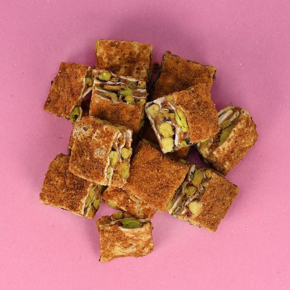 LOKUM BAKLAVA LOTUS FISTIKLI KREMALI- İSTEDİĞİN KADAR AL