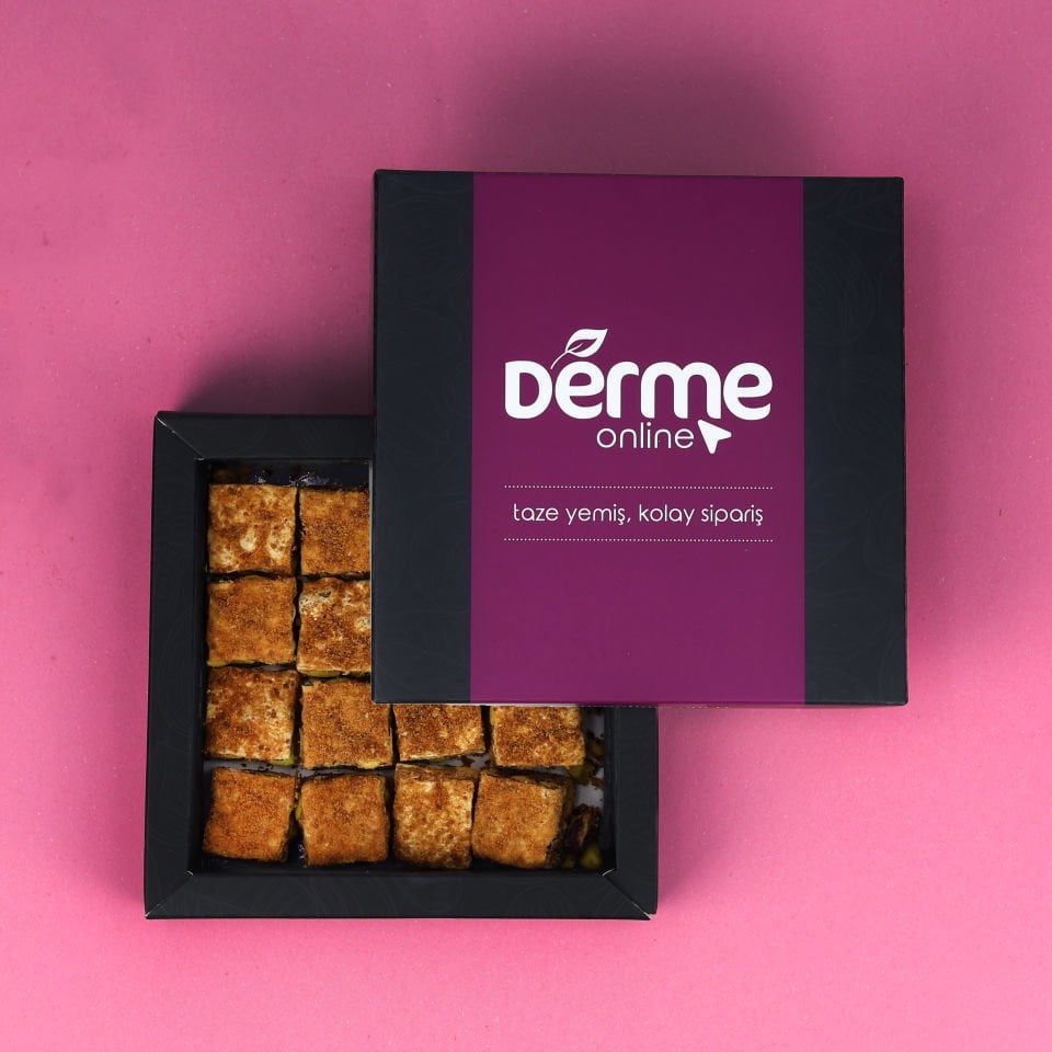 LOKUM BAKLAVA LOTUS FISTIKLI KREMALI- İSTEDİĞİN KADAR AL