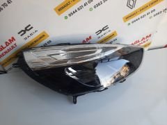 Clio 4 16-20 Sıfır İthal Sağ Far 260103421R