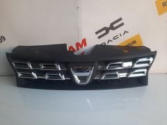 Duster 14-17 Sıfır İthal Ön Panjur Komple 623100838R 623840543R