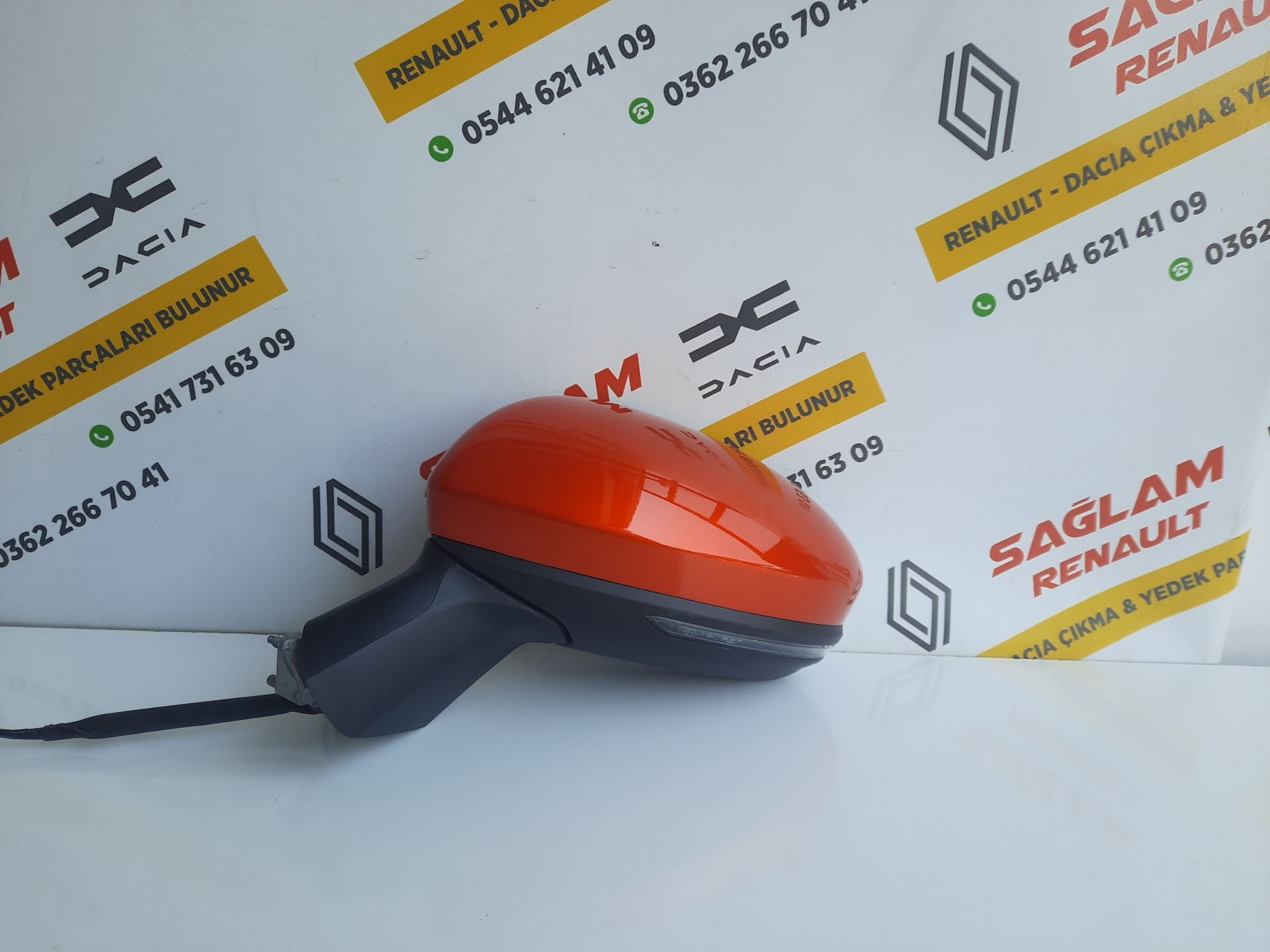 Clio 5 Elle Katlanır Sol Ayna Çıkma  963026687R Mercan Turuncu