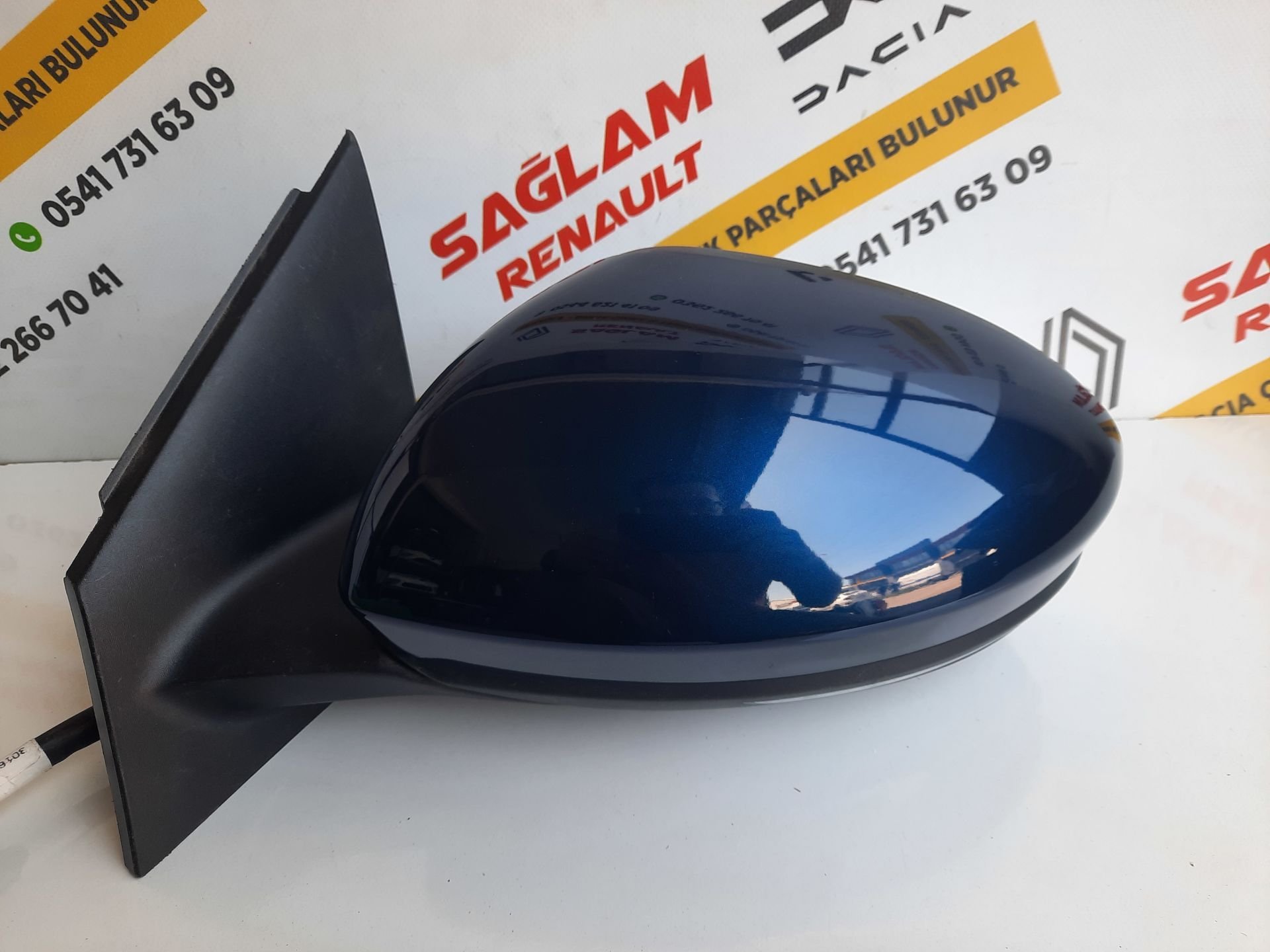 Megane 4 Otomatik Katlanır Sol Ayna Çıkma 963027851R Cosmo Mavi