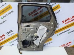Captur Sağ Arka Kapı Komple 821521099R