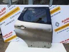 Captur Sağ Arka Kapı Komple 821521099R